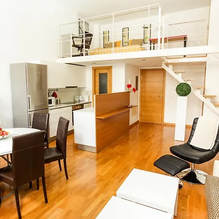 Cruz Premium Loft